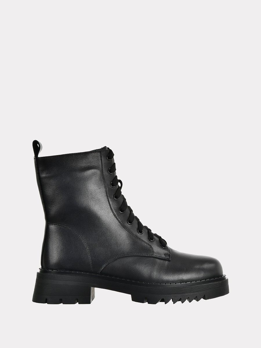 

Ботинки женские Versiya shop PAK2810-D18 черные 38 RU, PAK2810-D18