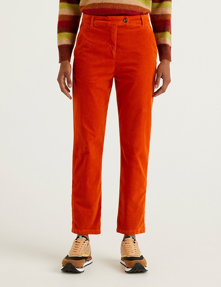 

Брюки женские United Colors of Benetton 21A_4TOM55AM3 оранжевые 48 RU, 21A_4TOM55AM3