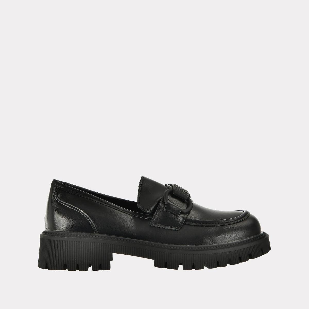 

Лоферы женские Versiya shop M-91 черные 39 RU, M-91