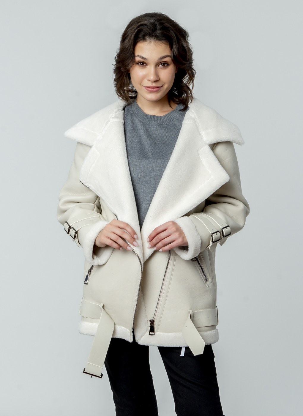 

Дубленка женская Каляев 57113 белая 42 RU, 57113