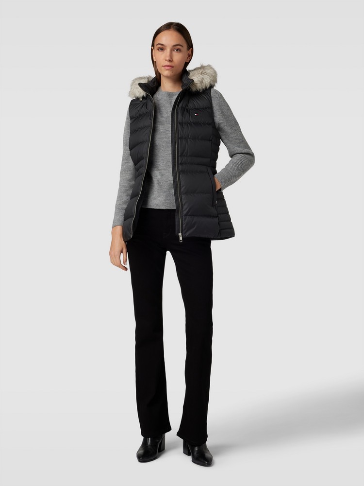 

Утепленный жилет женский Tommy Hilfiger WW0WW39744 черный XS, WW0WW39744