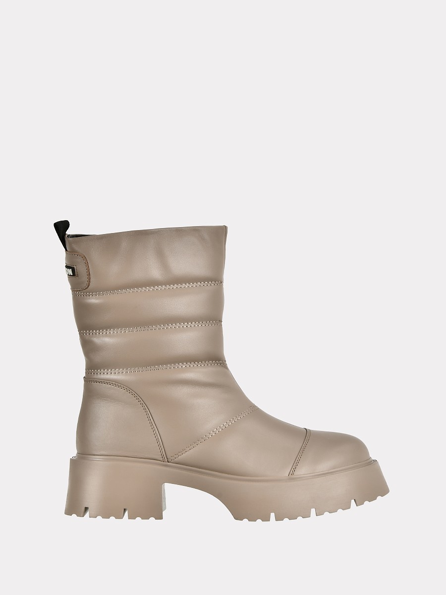 

Полусапоги женские Versiya shop PF1717-83803YM бежевые 36 RU, Бежевый, PF1717-83803YM