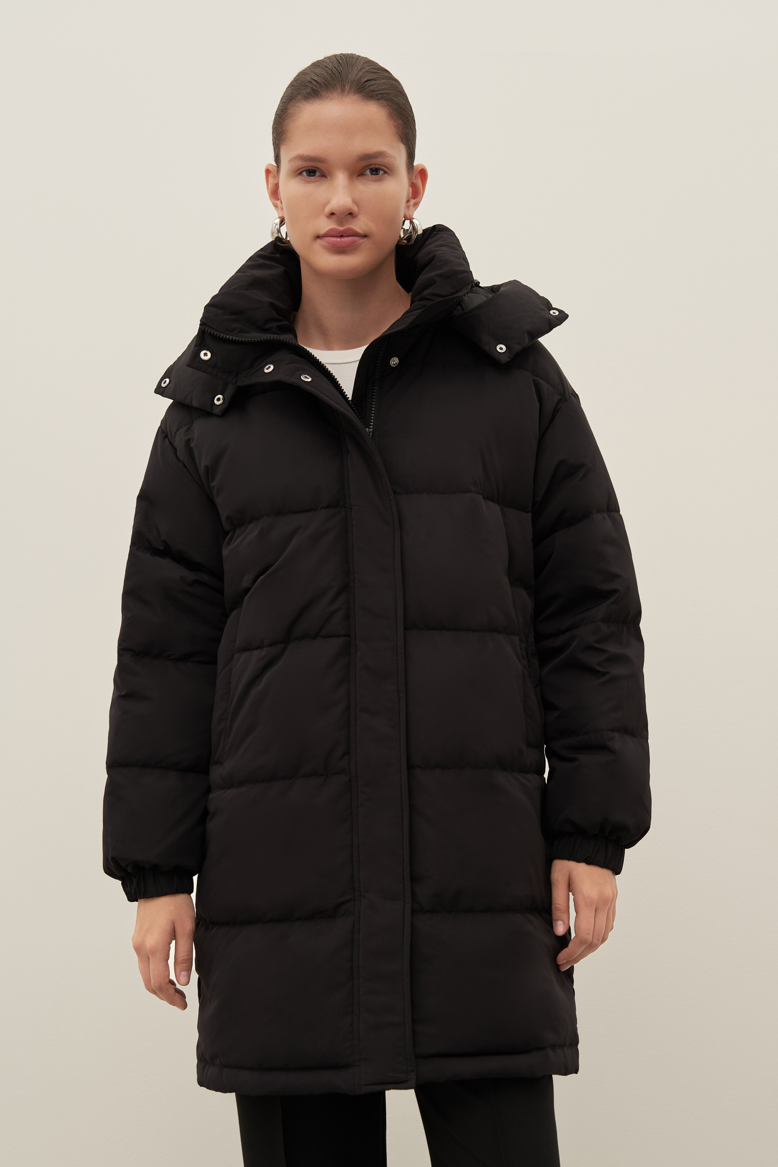 Пуховик-пальто женский Finn Flare FAD11016 черный XL