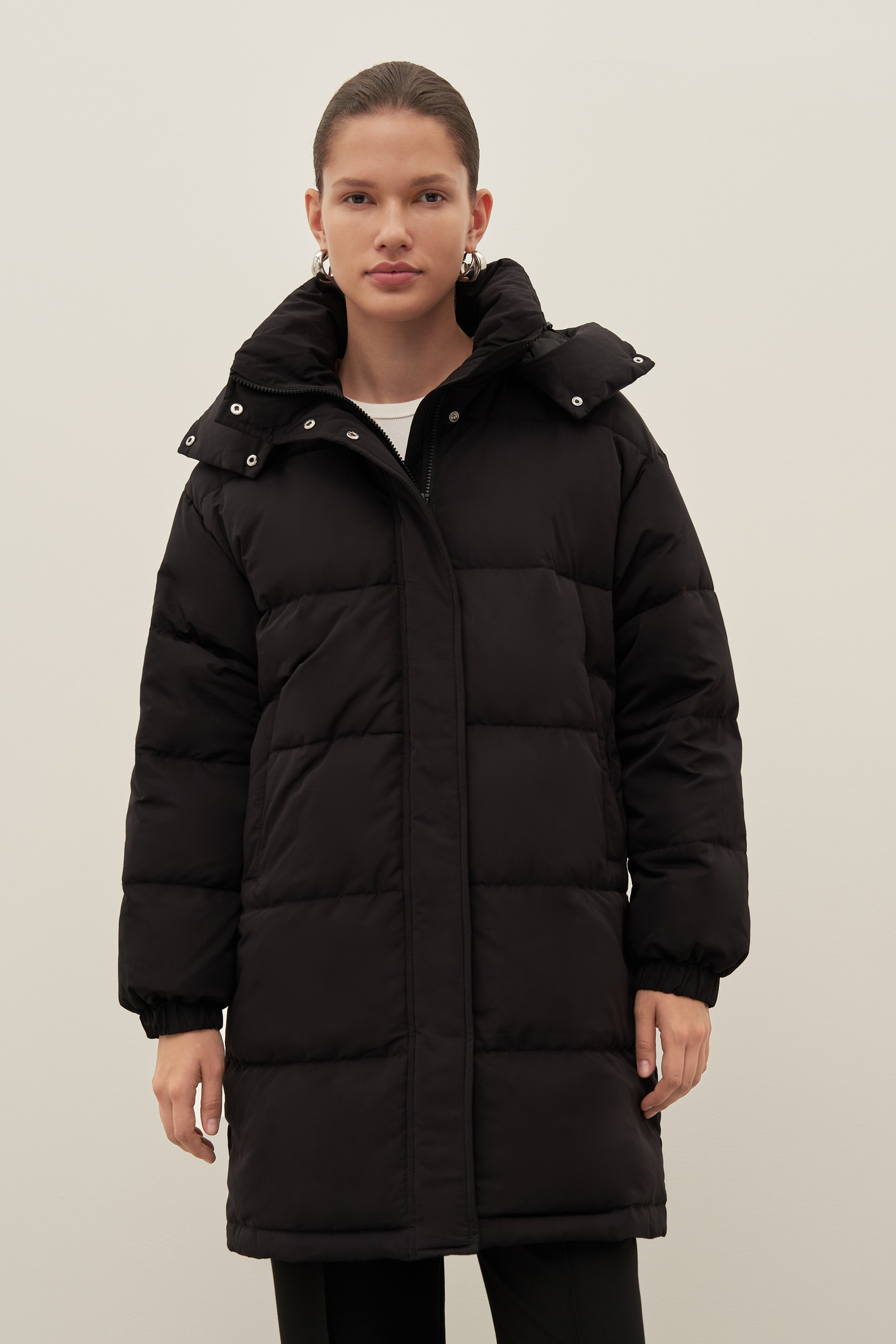 

Пуховик женский Finn Flare FAD11016 черный L, FAD11016