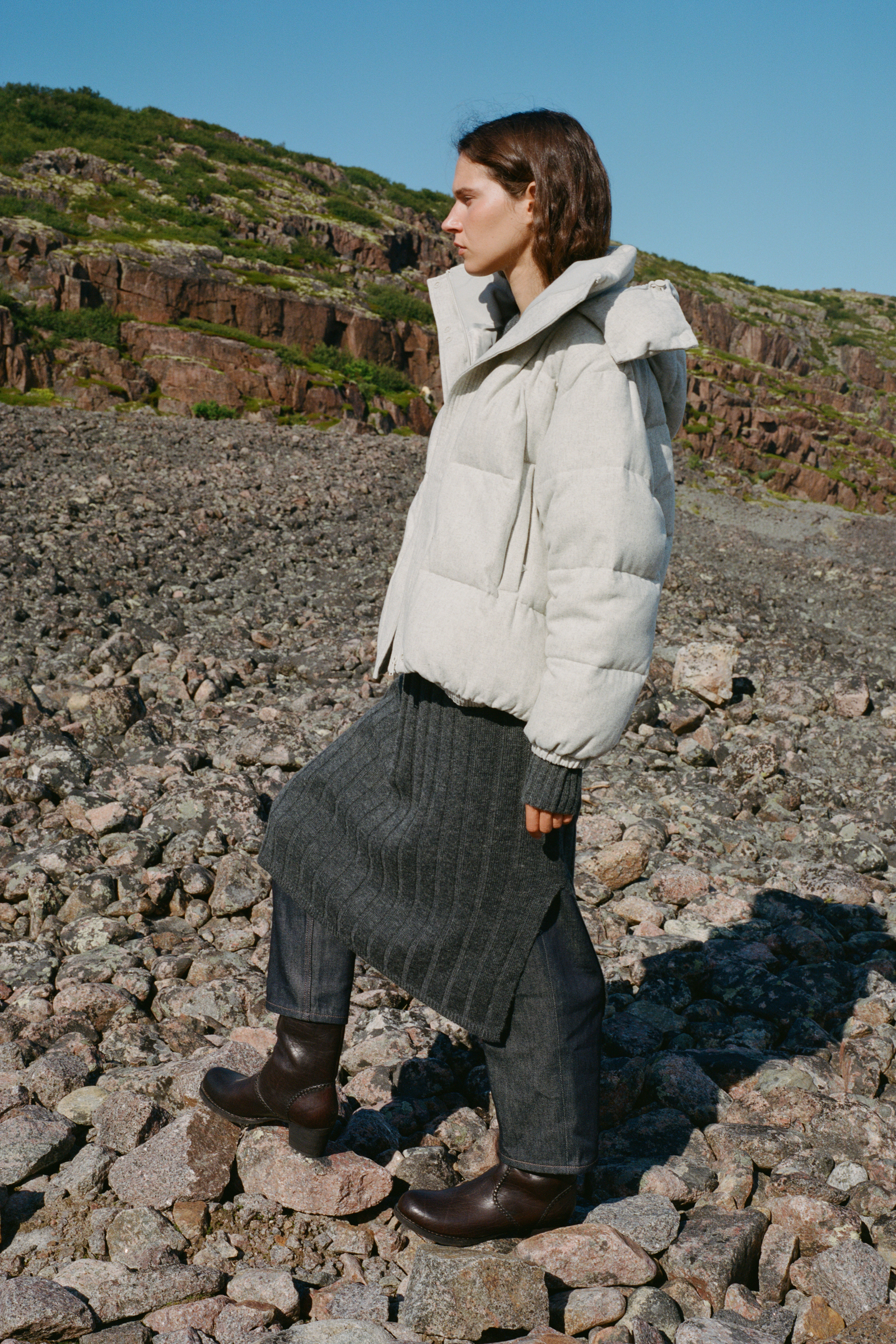 

Пуховик женский Finn Flare FAD110277 бежевый L, FAD110277