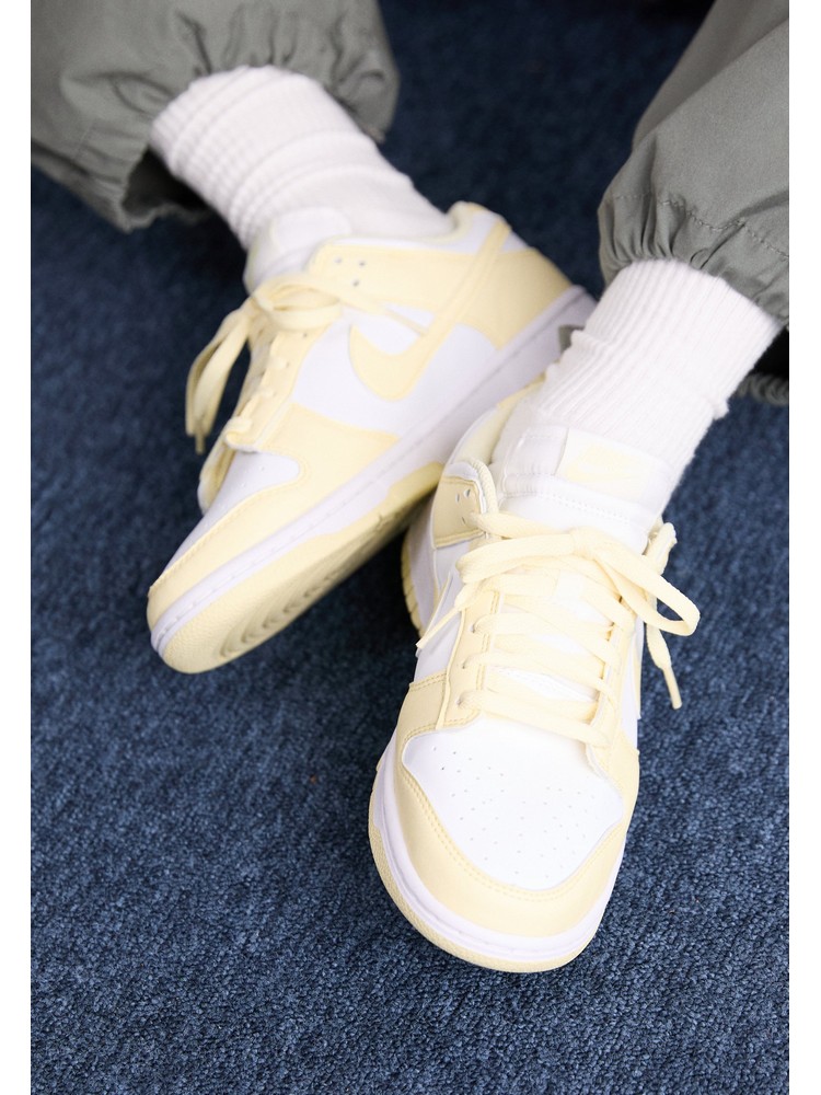 

Кеды женские Nike NI111A0ZK белые 38.5 EU, Белый, NI111A0ZK