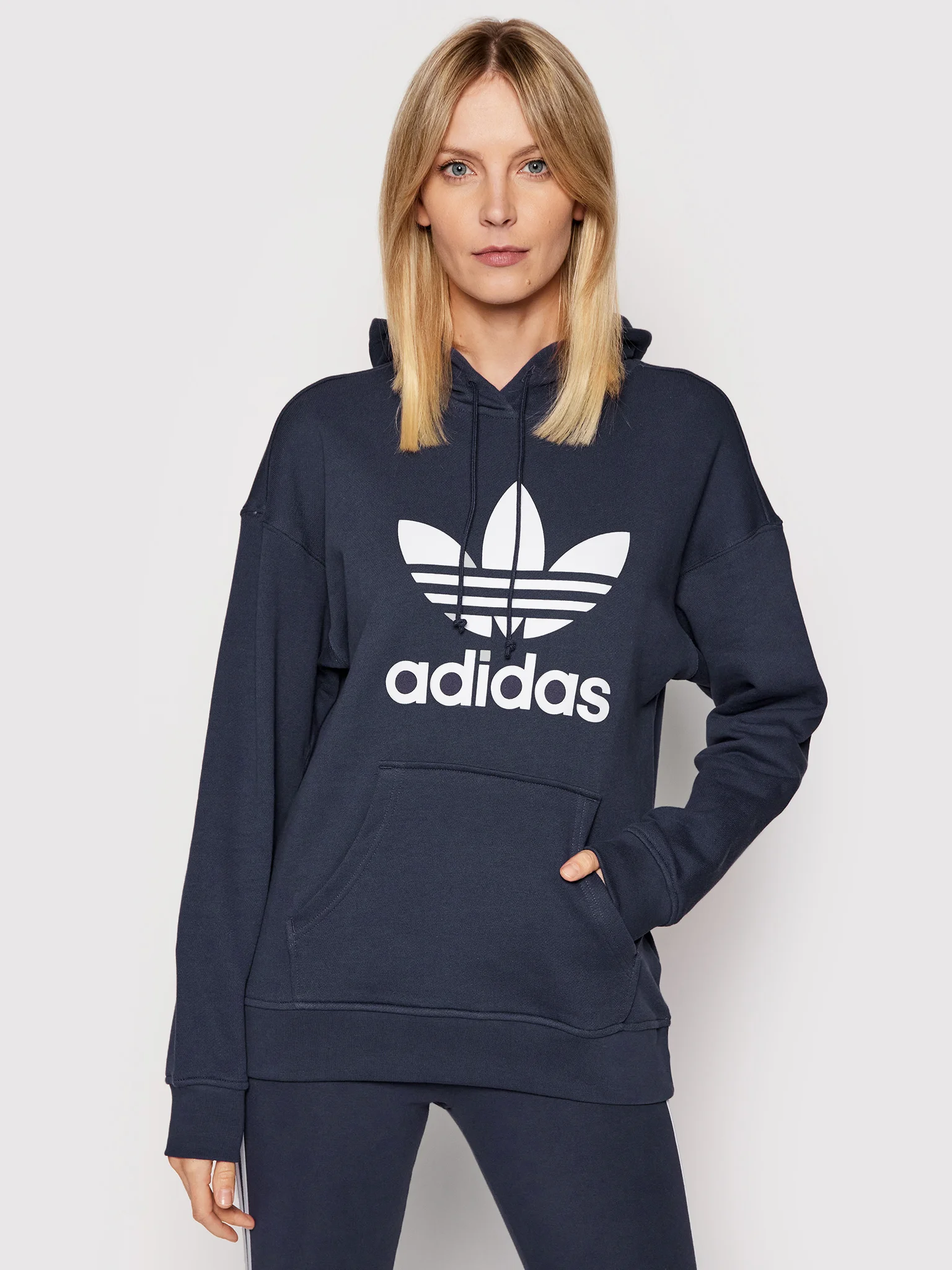 

Худи женское Adidas 0000209021608 синее 30 EU (доставка из-за рубежа), Синий, 0000209021608
