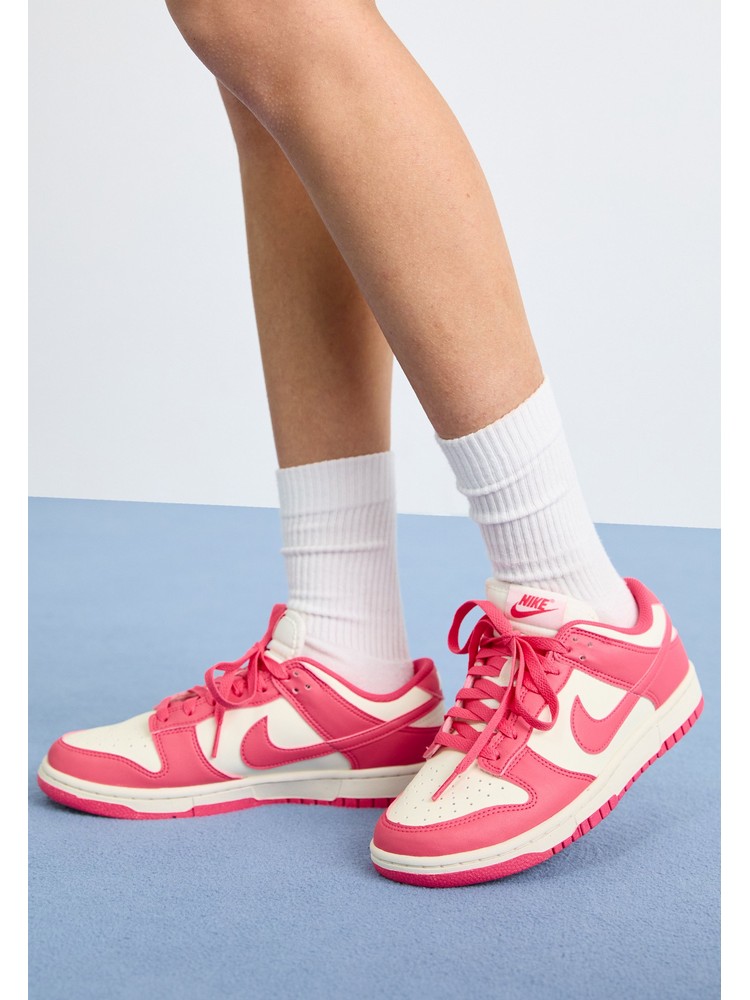 

Кеды женские Nike NI111A0ZK розовые 44.5 EU, Розовый, NI111A0ZK