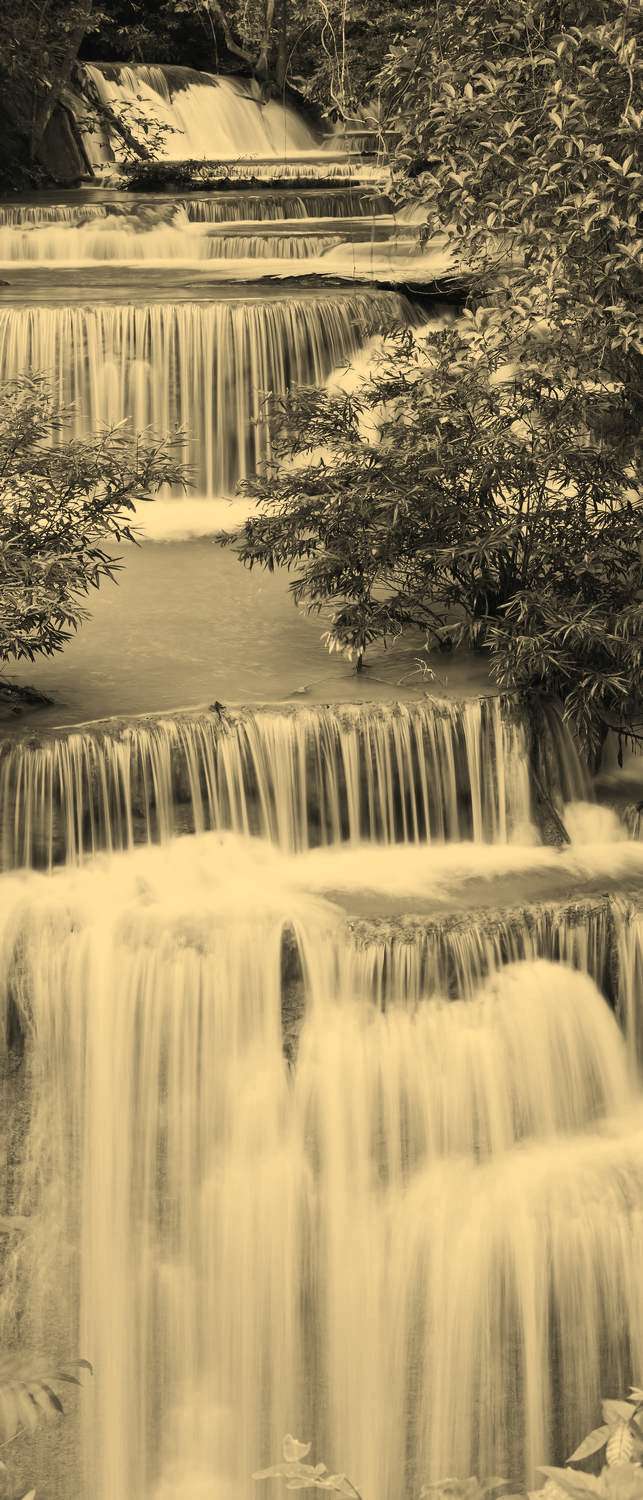 фото Самоклеющиеся фотообои "лесной водопад", 90x210 см, эффект сепия фотообои.рф