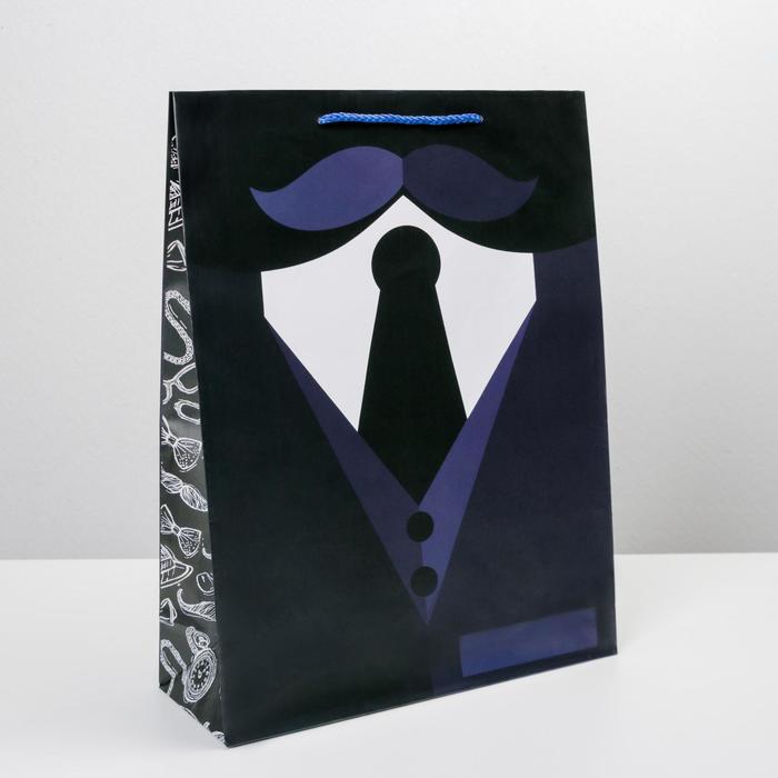 

Пакет ламинированный «Костюм», L 38 х 28 х 11,5 см, Коллекция упаковки "Мужская"