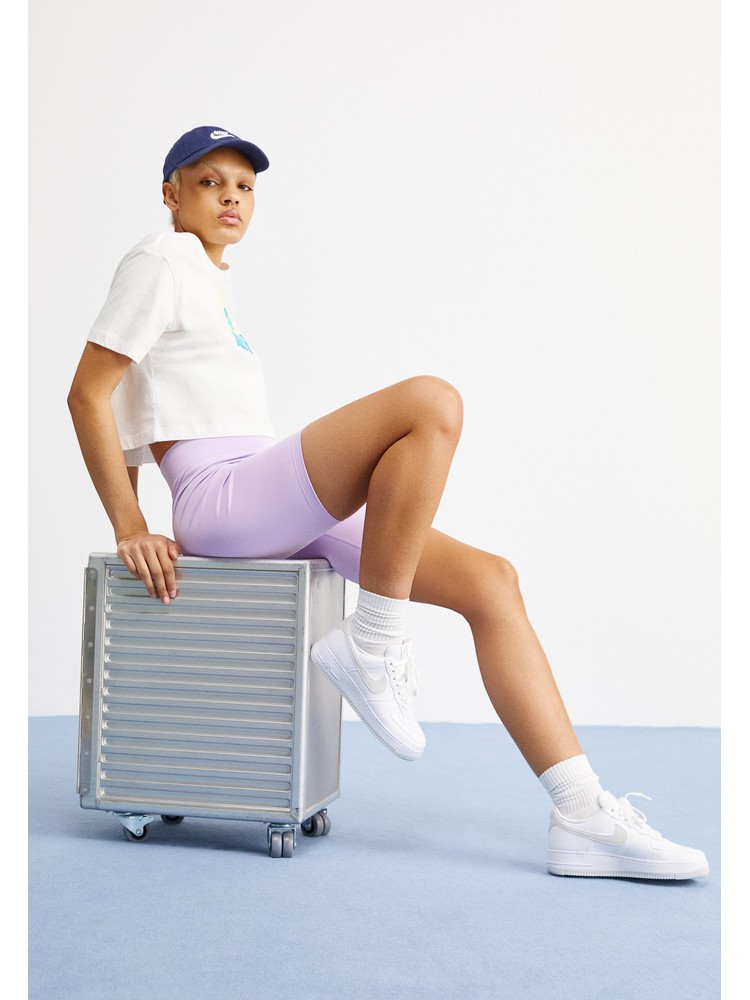 

Кеды женские Nike Air Force 1 '07 low белые 42 EU, Белый, Air Force 1 '07 low