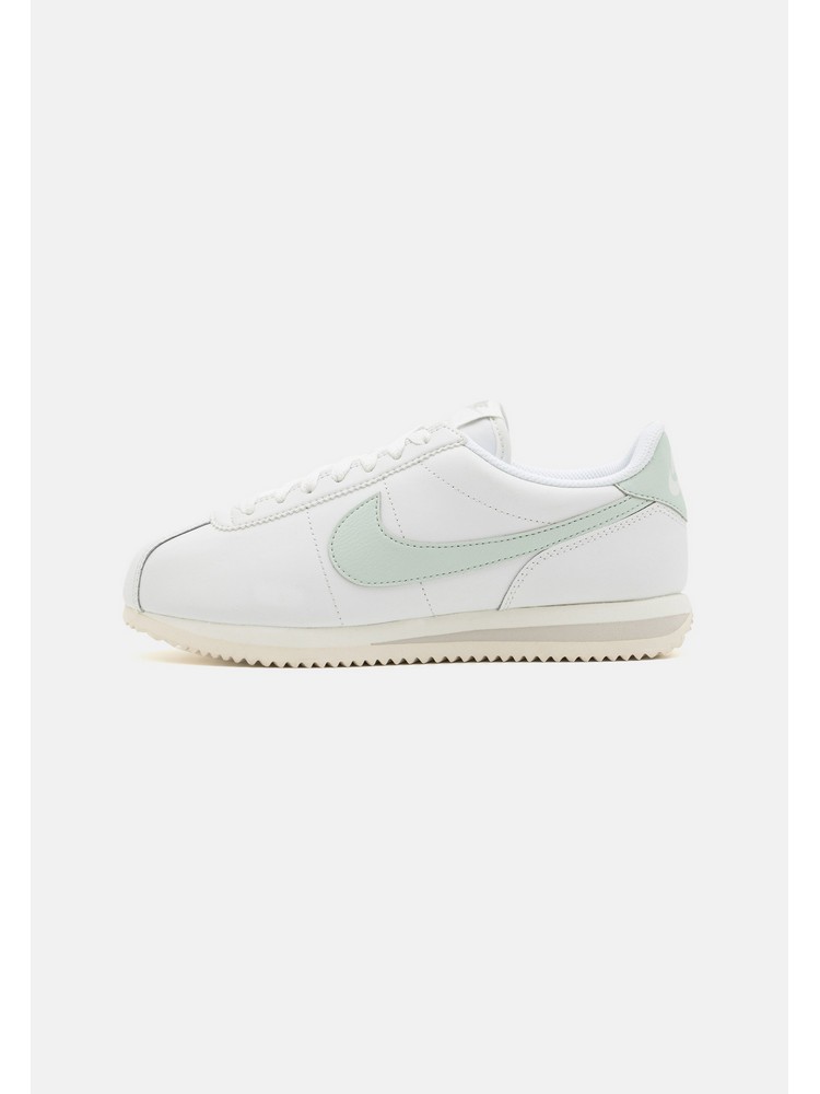 

Кроссовки женские Nike NI111A1AL белые 38.5 EU, Белый, NI111A1AL