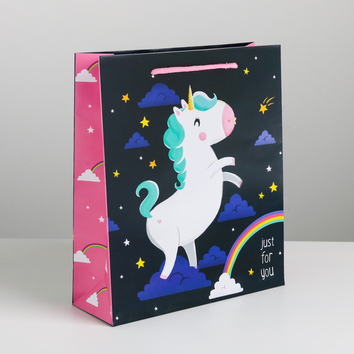 

Пакет ламинированный вертикальный «Время волшебства», ML 23 × 27 × 8 см, Коллекция упаковки "Персонажи"