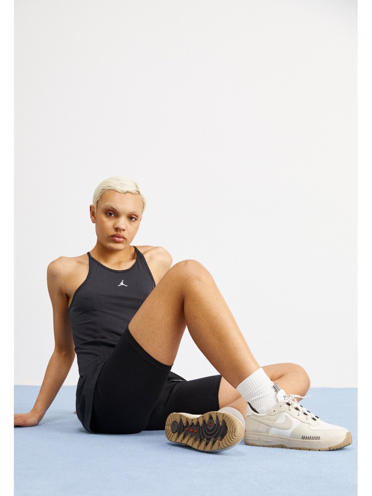 

Кеды женские Nike Air Force 1 Low бежевые 42.5 EU, Бежевый, Air Force 1 Low
