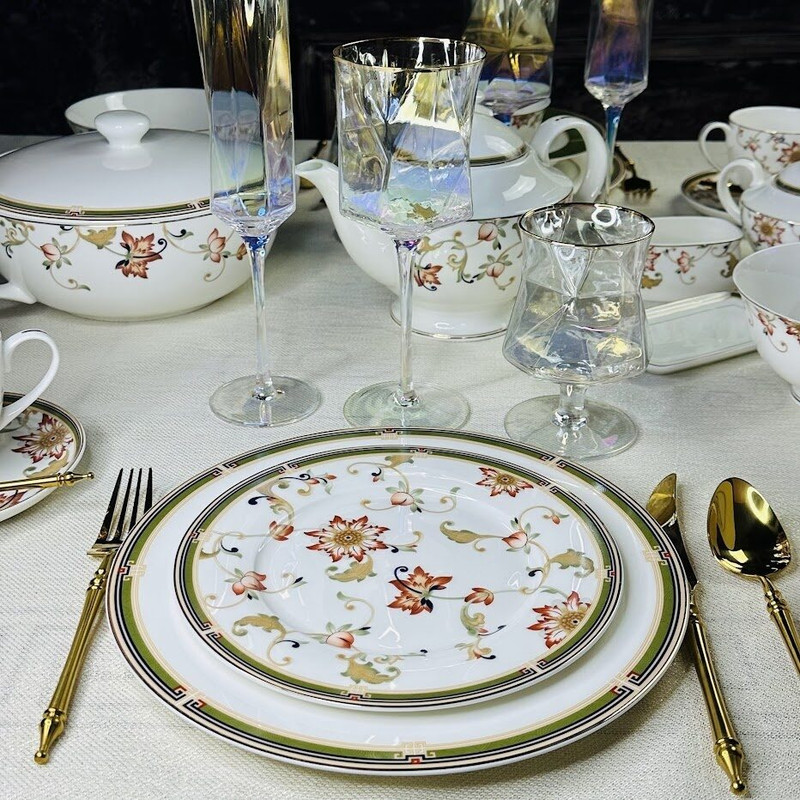 

Набор тарелок 6шт костяной фарфор Lenardi Кассиопея 22см 145-385, Белый