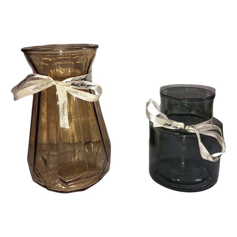 

Ваза стеклянная Carre 14 см