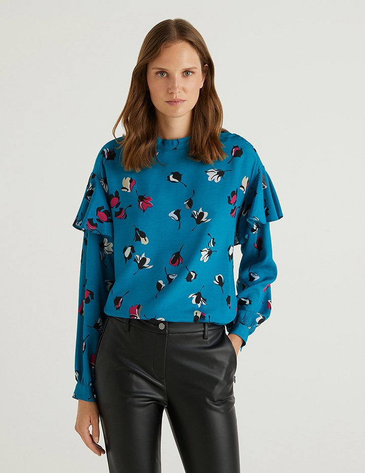 

Блуза женская United Colors of Benetton 21A_5KQJ5QD83 разноцветная M, 21A_5KQJ5QD83