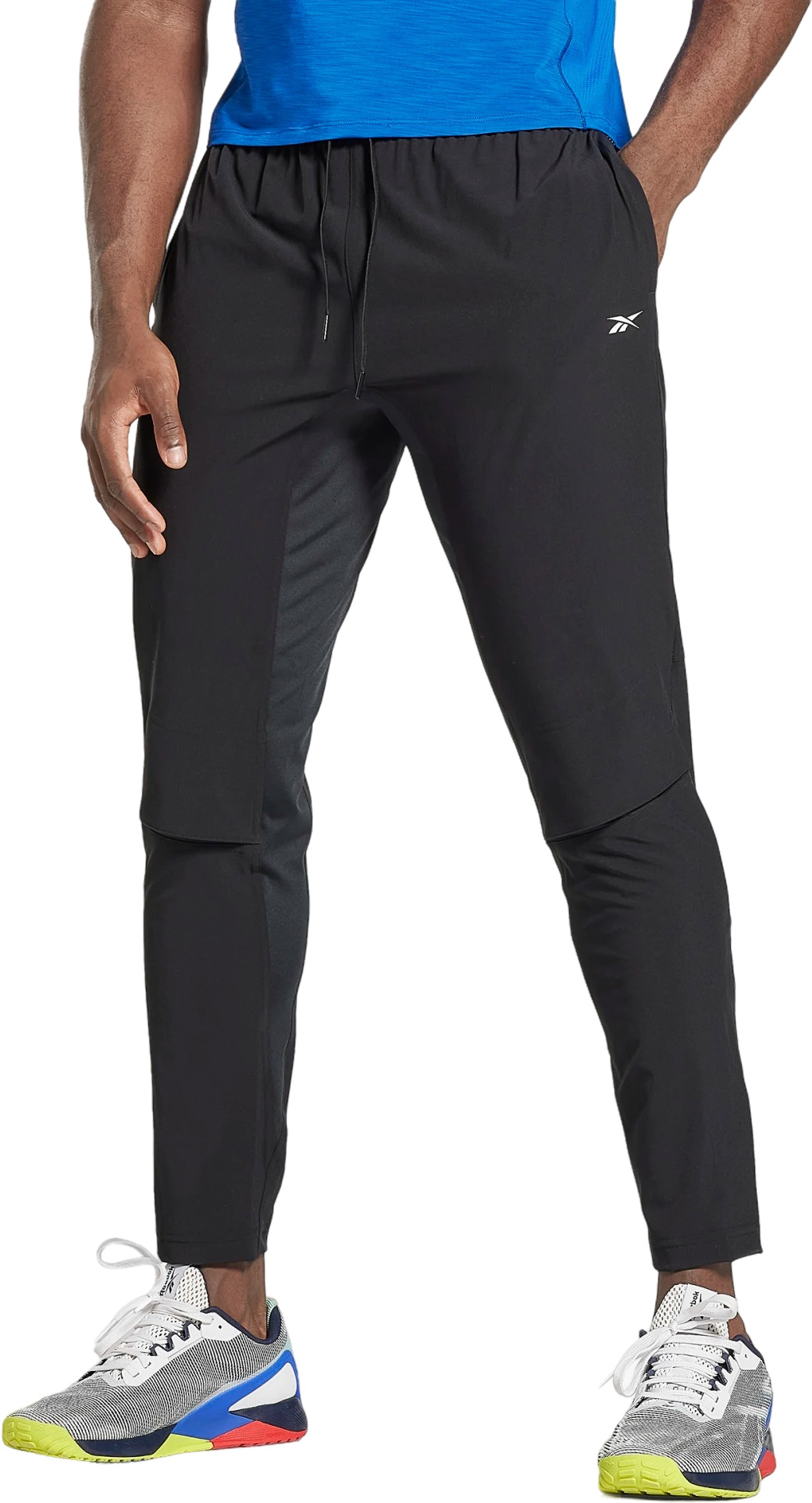 

Спортивные брюки мужские Reebok HG6754 черные M, HG6754