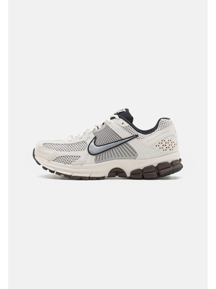 

Кроссовки женские Nike NI111A1EZ белые 40 EU, Белый, NI111A1EZ