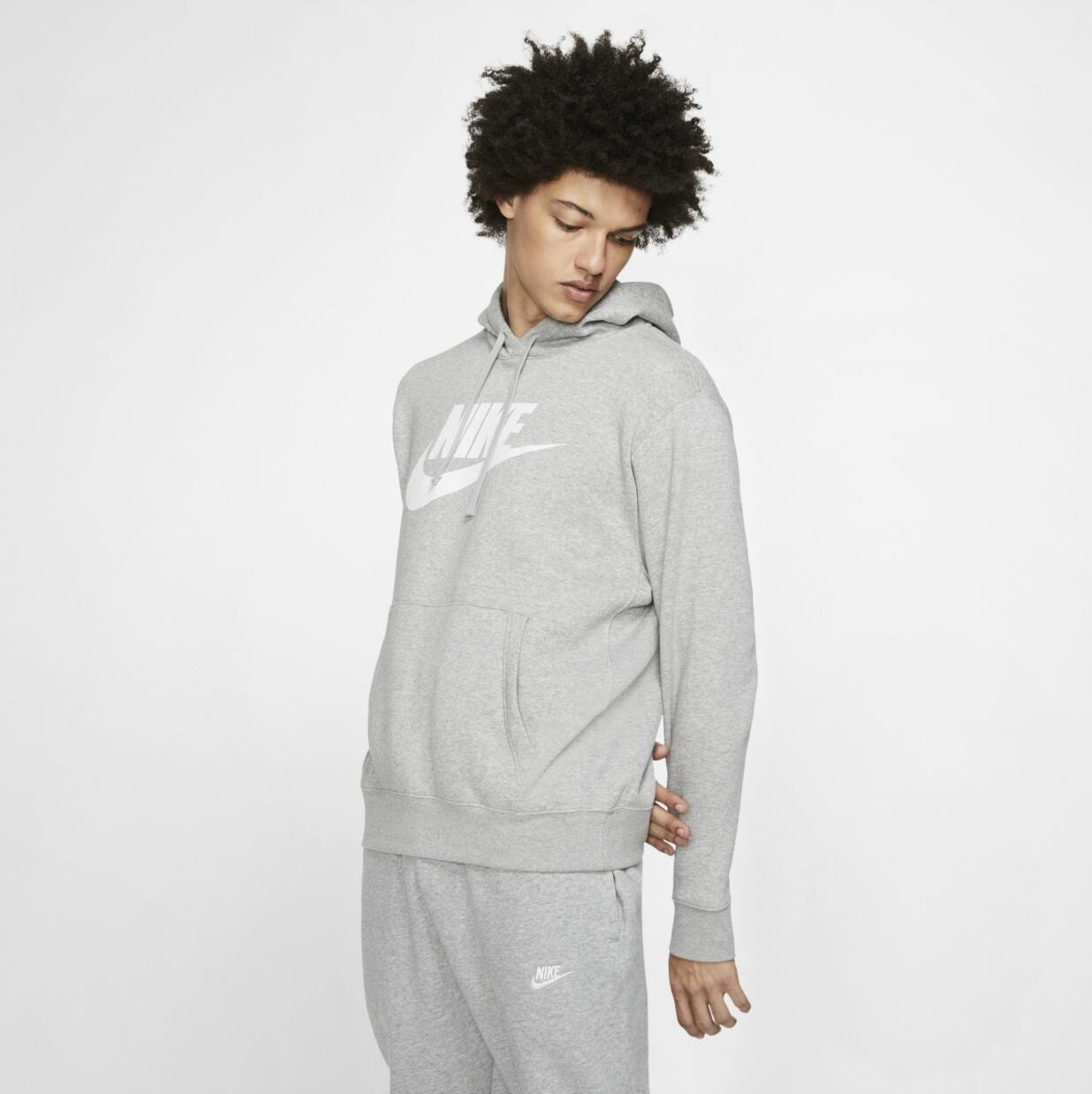 

Худи мужское Nike BV2973-063 серое 2XL, BV2973-063