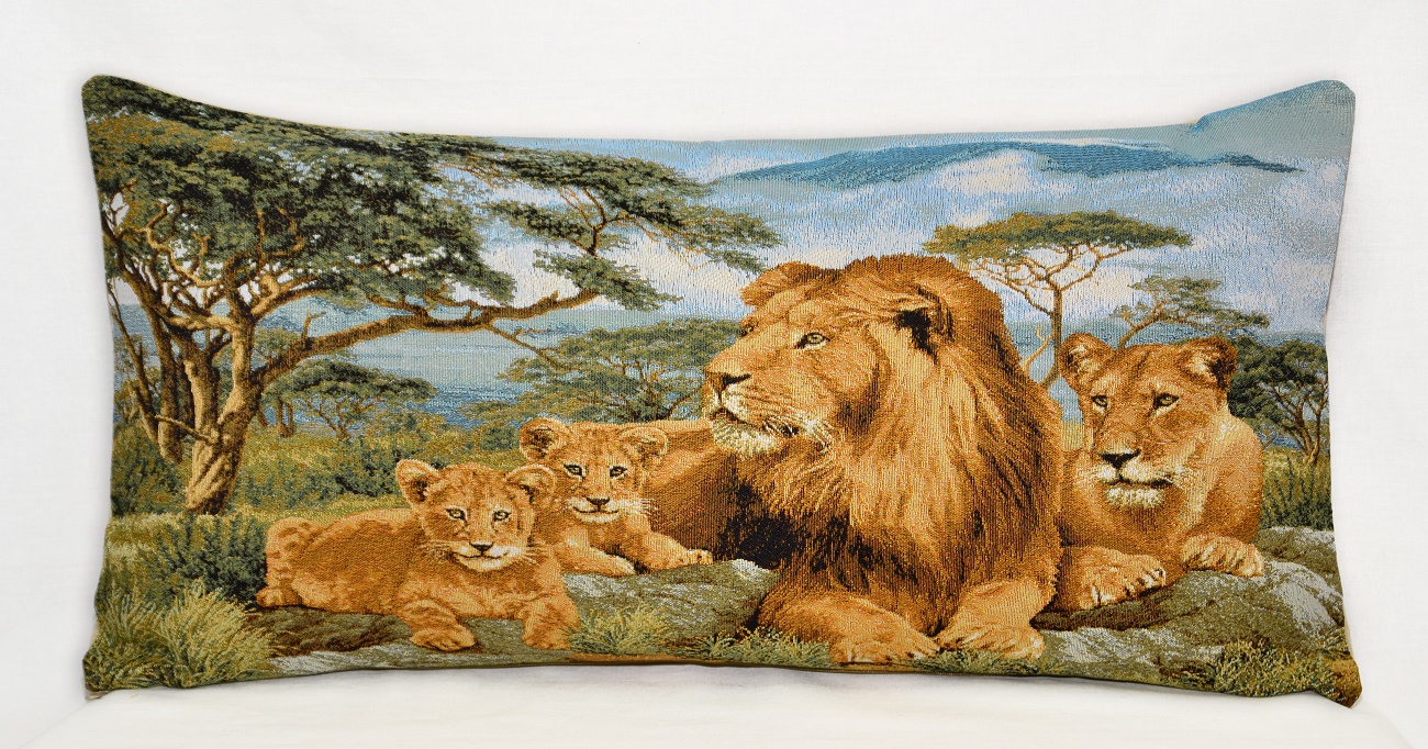 фото Подушка декоративная гобеленовая 32х50 "африканские львы" студия текстильного дизайна