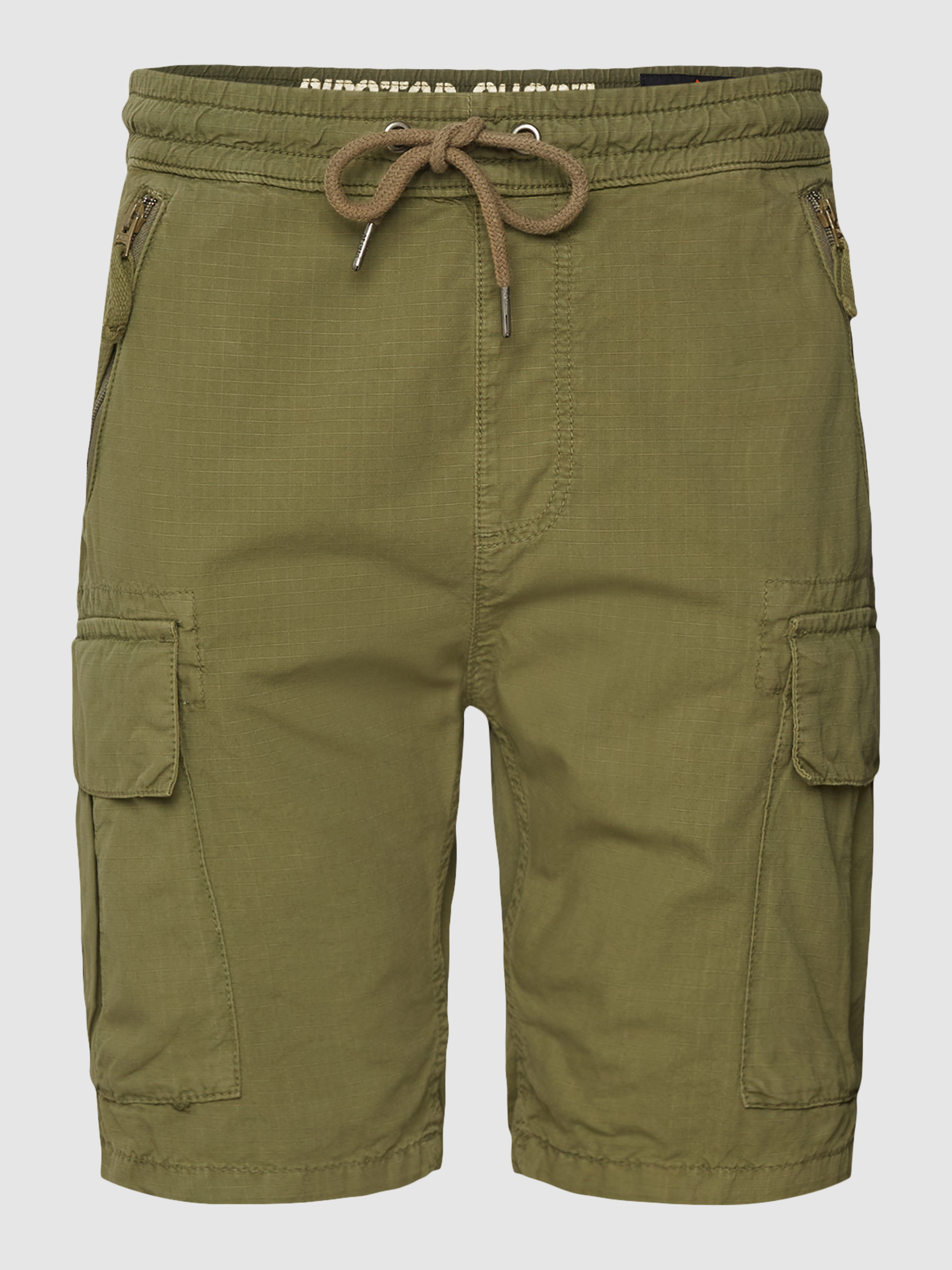 

Шорты карго мужские Alpha Industries 1717976 зеленые 3XL (доставка из-за рубежа), Зеленый, 1717976