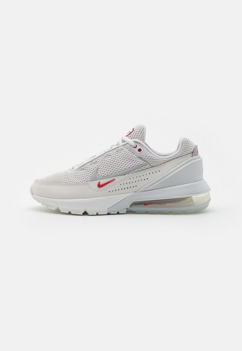 

Кроссовки мужские Nike Air Max Bpm белые 38.5 EU (доставка из-за рубежа), Белый, Air Max Bpm