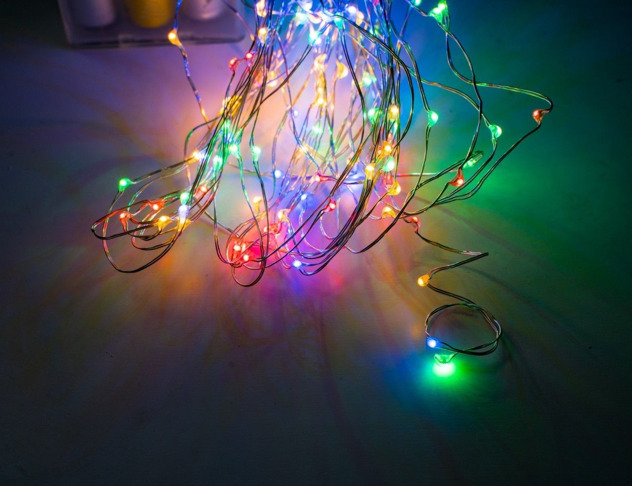 фото Гирлянда светлячки, 100 разноцветных mini led-ламп, 5 м, koopman international