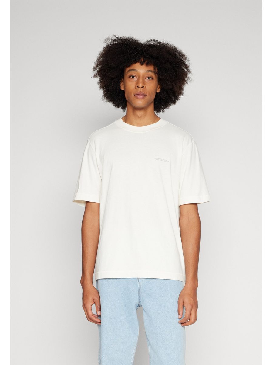 

Футболка мужская Abercrombie & Fitch A0F22O0BP белая XL, Белый, A0F22O0BP