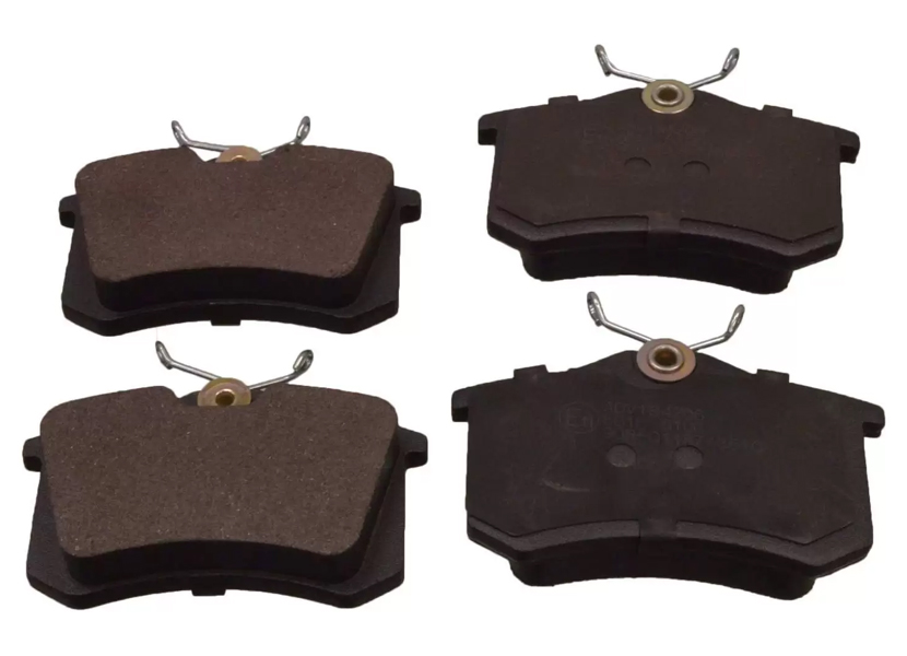 

Тормозные колодки AP передние 05P141