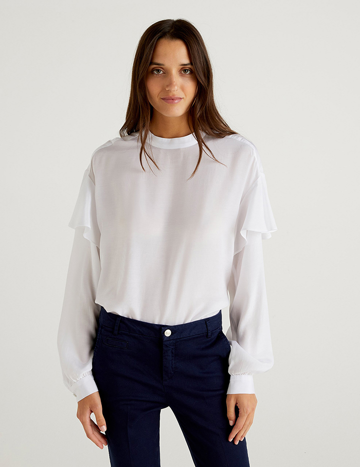 

Блуза женская United Colors of Benetton 21A_5WVV5QD83 белая S, 21A_5WVV5QD83