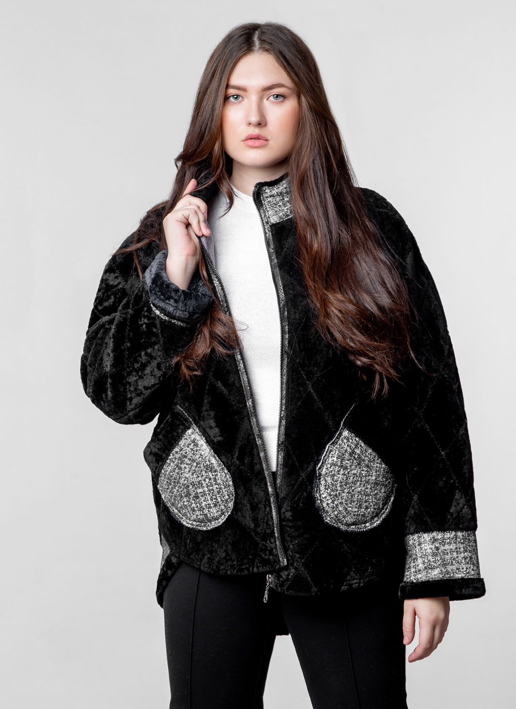 

Полушубок женский Каляев 49146 черный 46, 49146