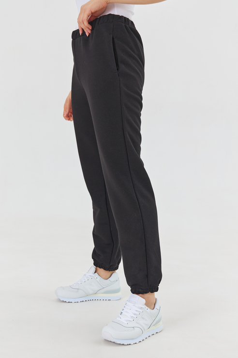 

Спортивные брюки женские Ennergiia En.ss21.w.05 черные 48 RU, En.ss21.w.05