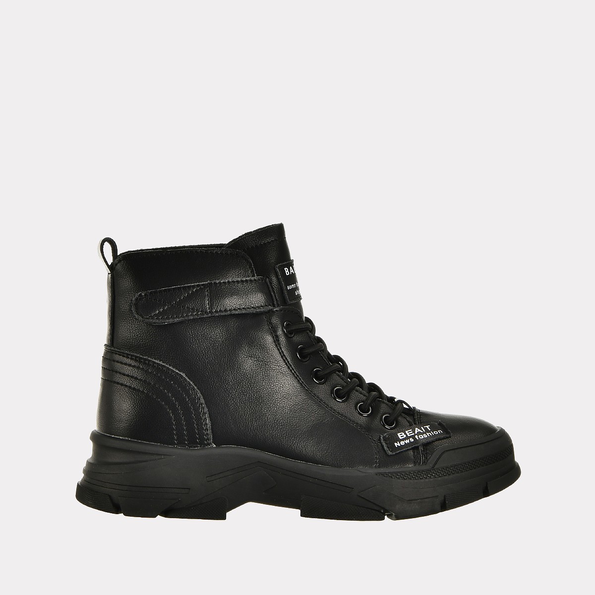 

Ботинки женские Versiya shop 01H-8885 черные 36 RU, 01H-8885