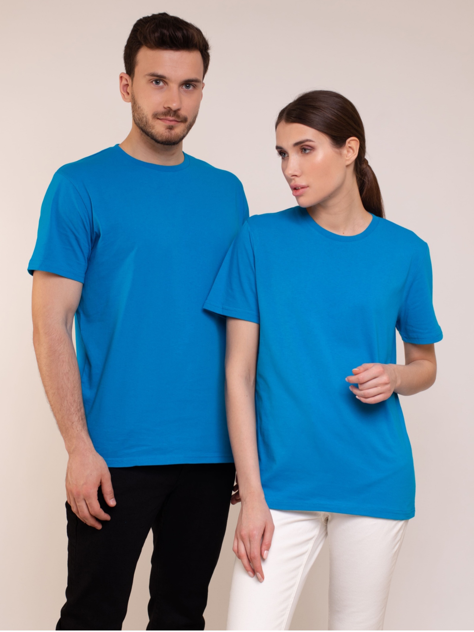 Футболка унисекс 777 Textile Базовая голубая 48 RU