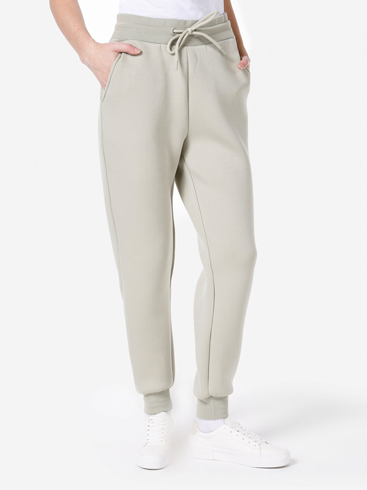 

Спортивные брюки женские Colin's CL1067435 зеленые M, Зеленый, CL1067435