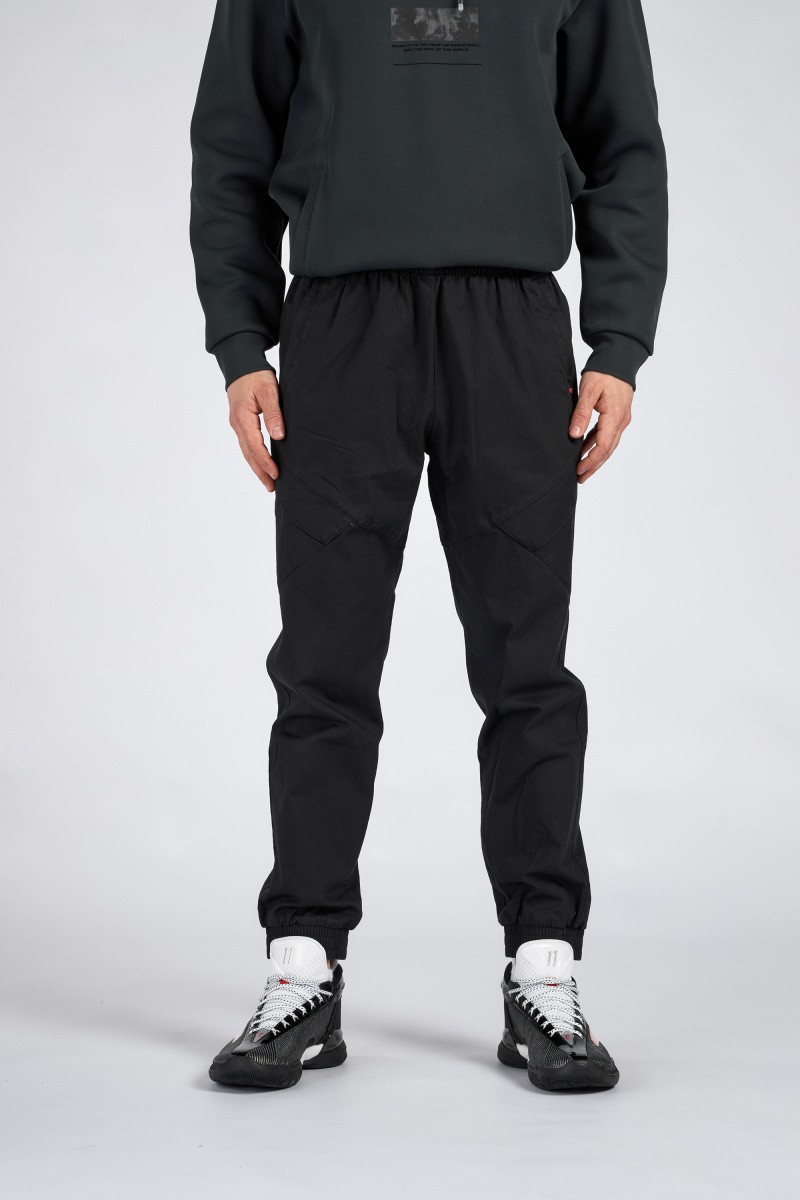

Спортивные брюки мужские Anta 852411505 STG Park Court черные 3XL, Черный, 852411505 STG Park Court