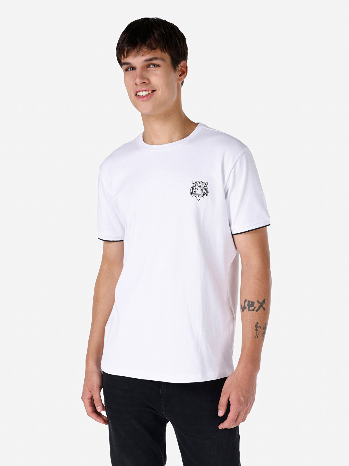 

Футболка мужская Colin's CL1066547 белая XS, Белый, CL1066547
