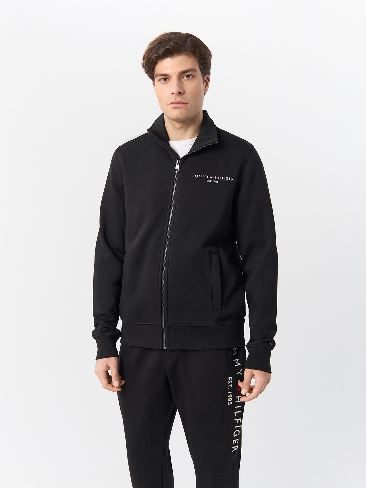 

Толстовка мужская Tommy Hilfiger MW0MW29327 черная 2XL, Черный, MW0MW29327BDS