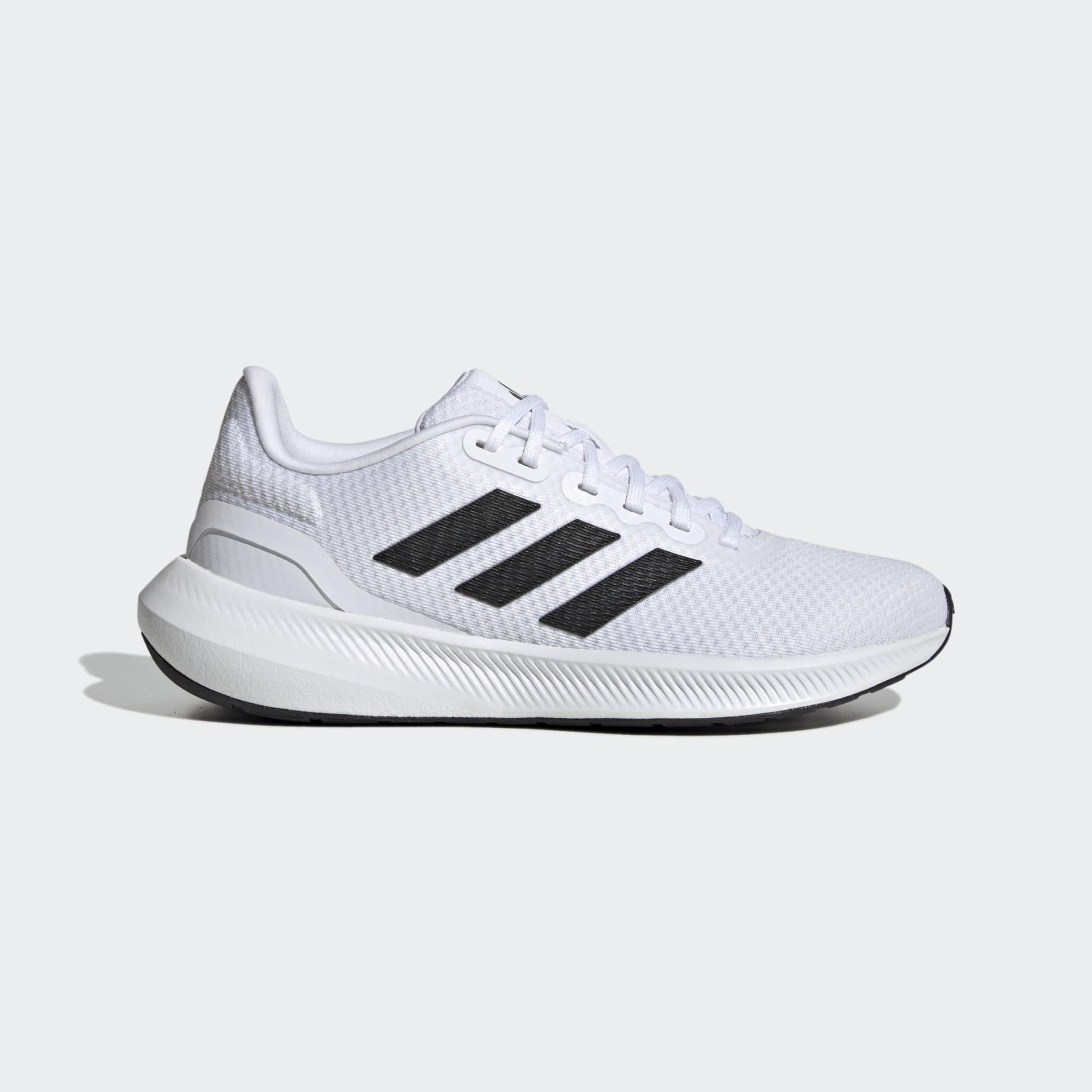 

Кроссовки женские Adidas HP7557 белые 8.5 UK, Белый, HP7557