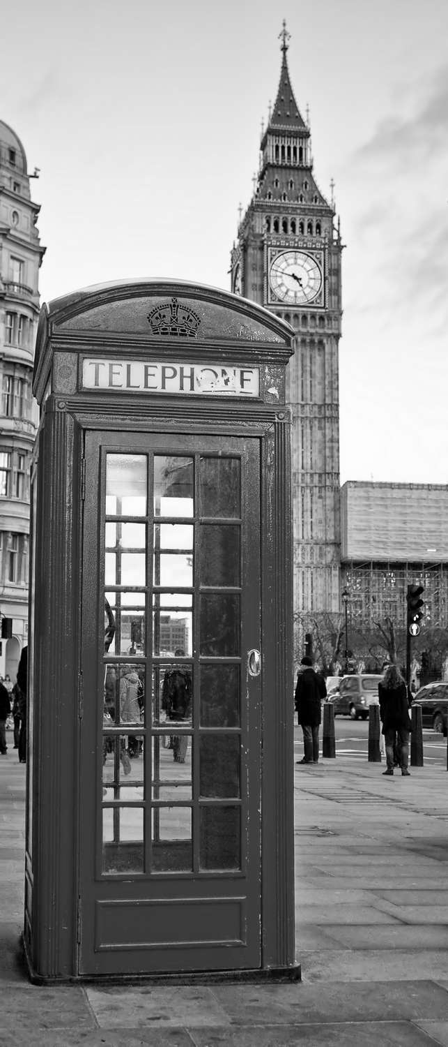 фото Самоклеющиеся фотообои "лондон, телефонная будка", 90x210 см, эффект черно-белый фотообои.рф