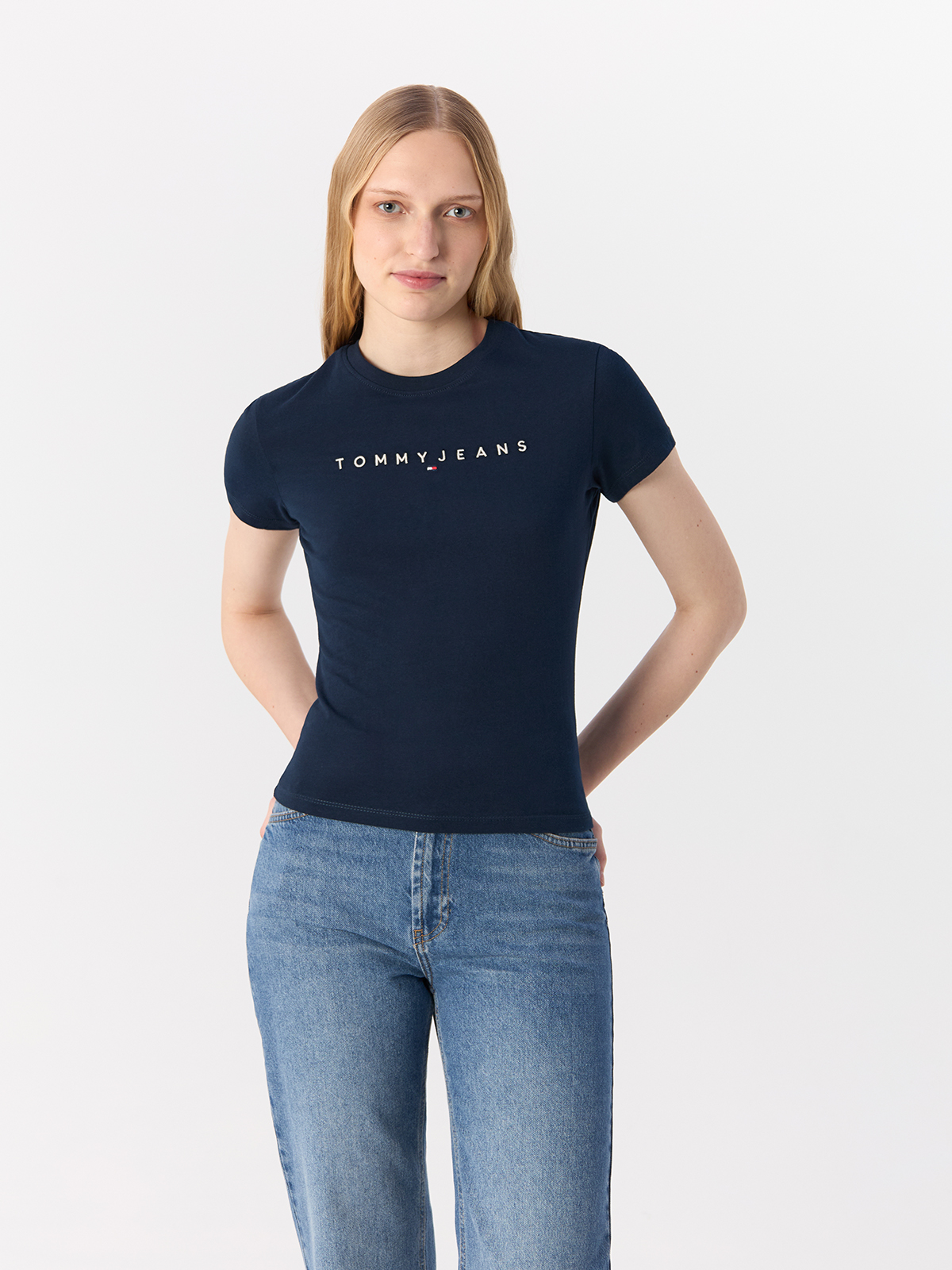 Футболка женская Tommy Jeans DW0DW17361 синяя XS