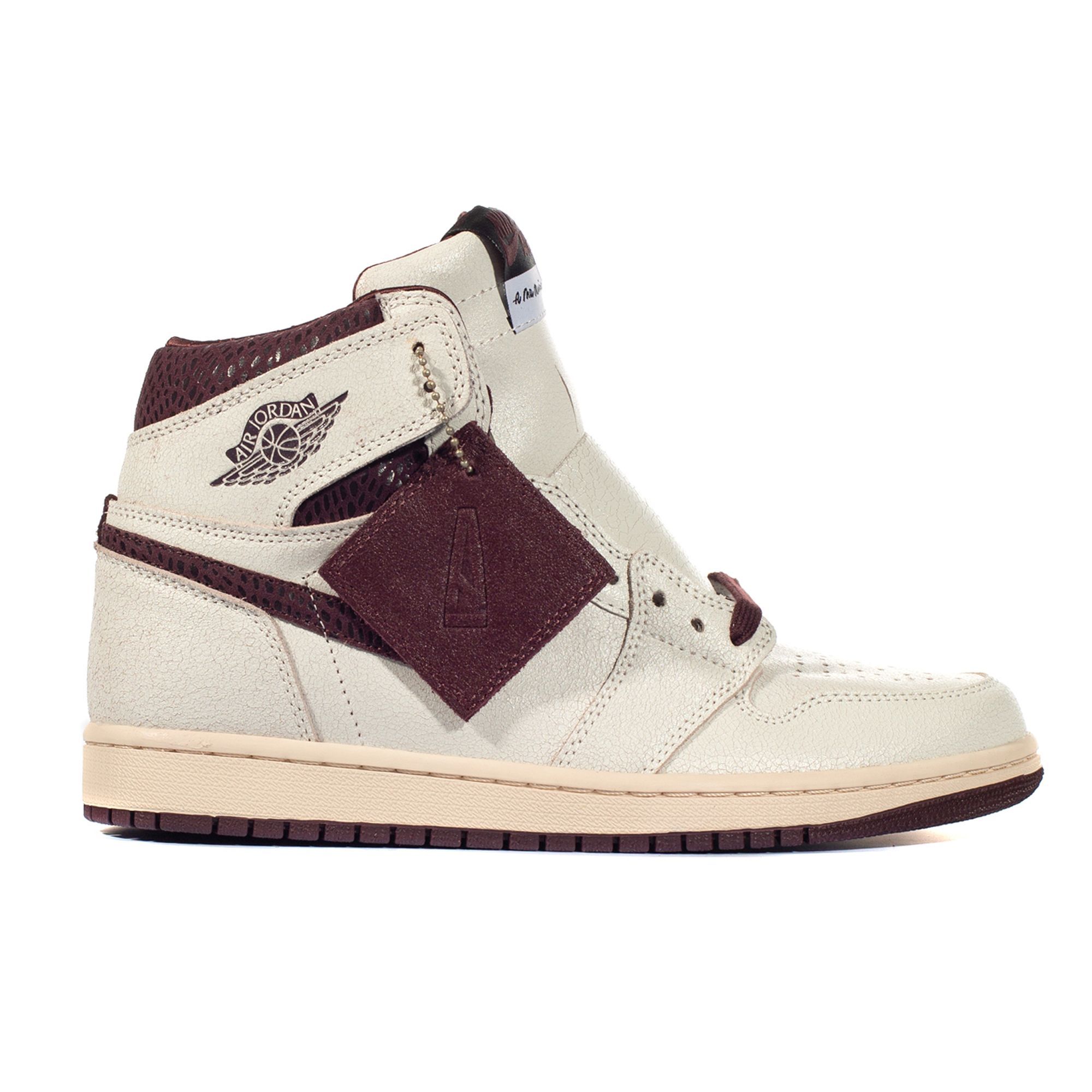 

Кеды мужские Nike Air Jordan 1 белые 42 EU, Белый, Air Jordan 1