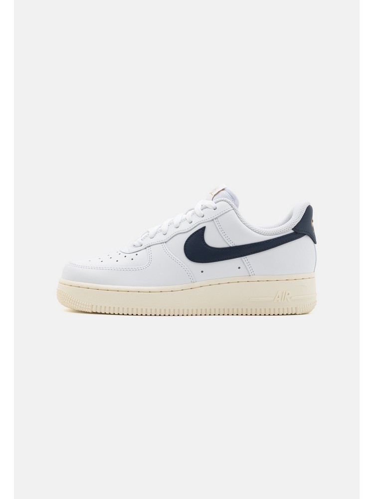 

Кеды женские Nike Air Force 1 '07 low белые 38.5 EU, Белый, Air Force 1 '07 low