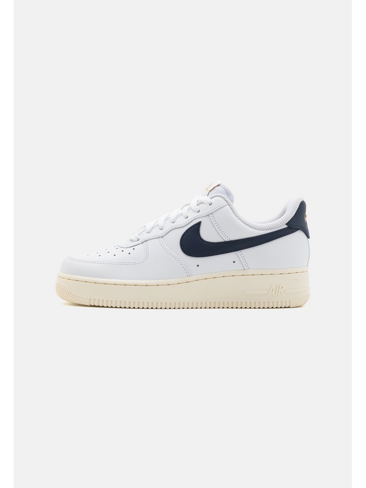 

Кеды женские Nike Air Force 1 '07 low белые 40 EU, Белый, Air Force 1 '07 low