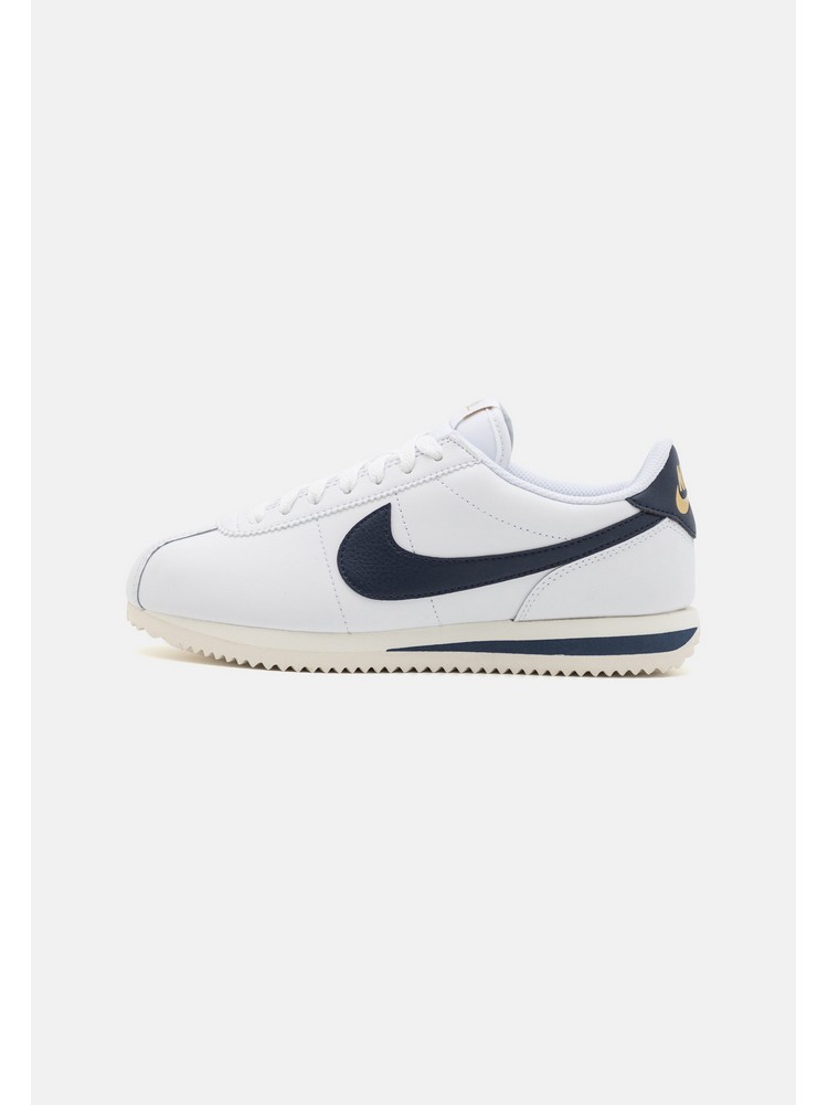 

Кроссовки женские Nike NI111A1GO белые 42.5 EU, Белый, NI111A1GO