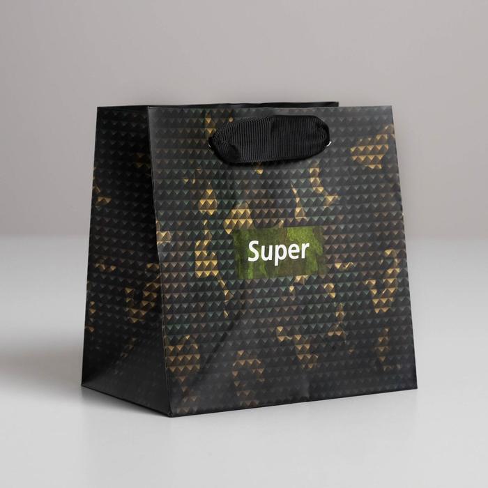 

Пакет ламинированный квадратный «Super», 14 × 14 × 9 см, Коллекция упаковки "Мужская"