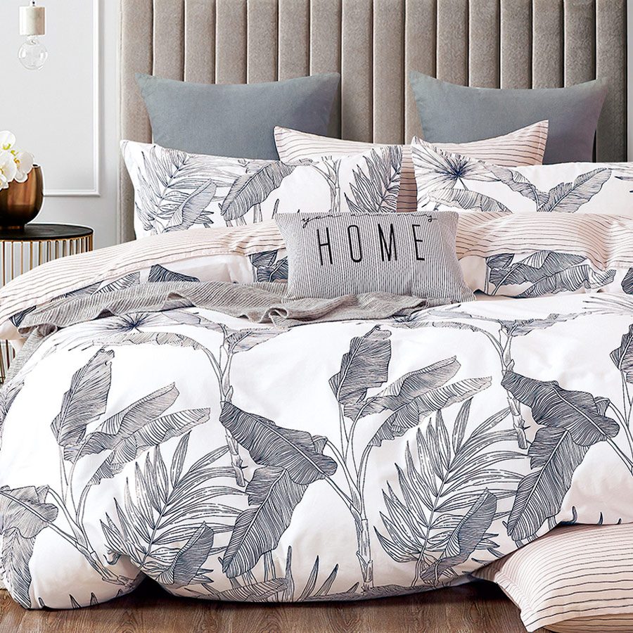 

Комплект постельного белья Cleo Satin de Luxe 1,5 спальное сатин наволочки 50х70, Satin de Luxe