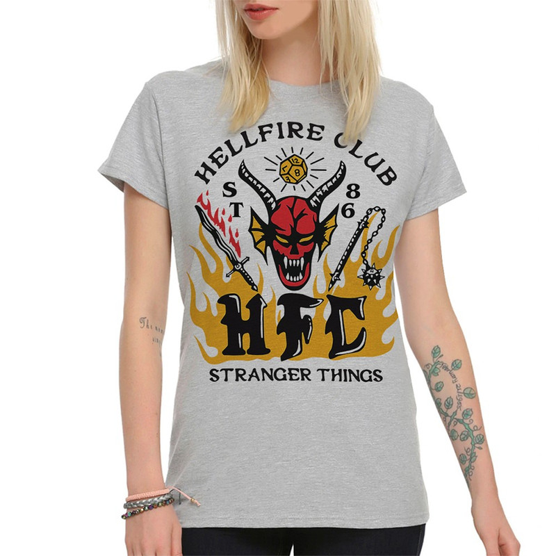 

Футболка женская Dream Shirts Hellfire Club DnD Очень странные дела 1 серая M, Hellfire Club DnD Очень странные дела 1