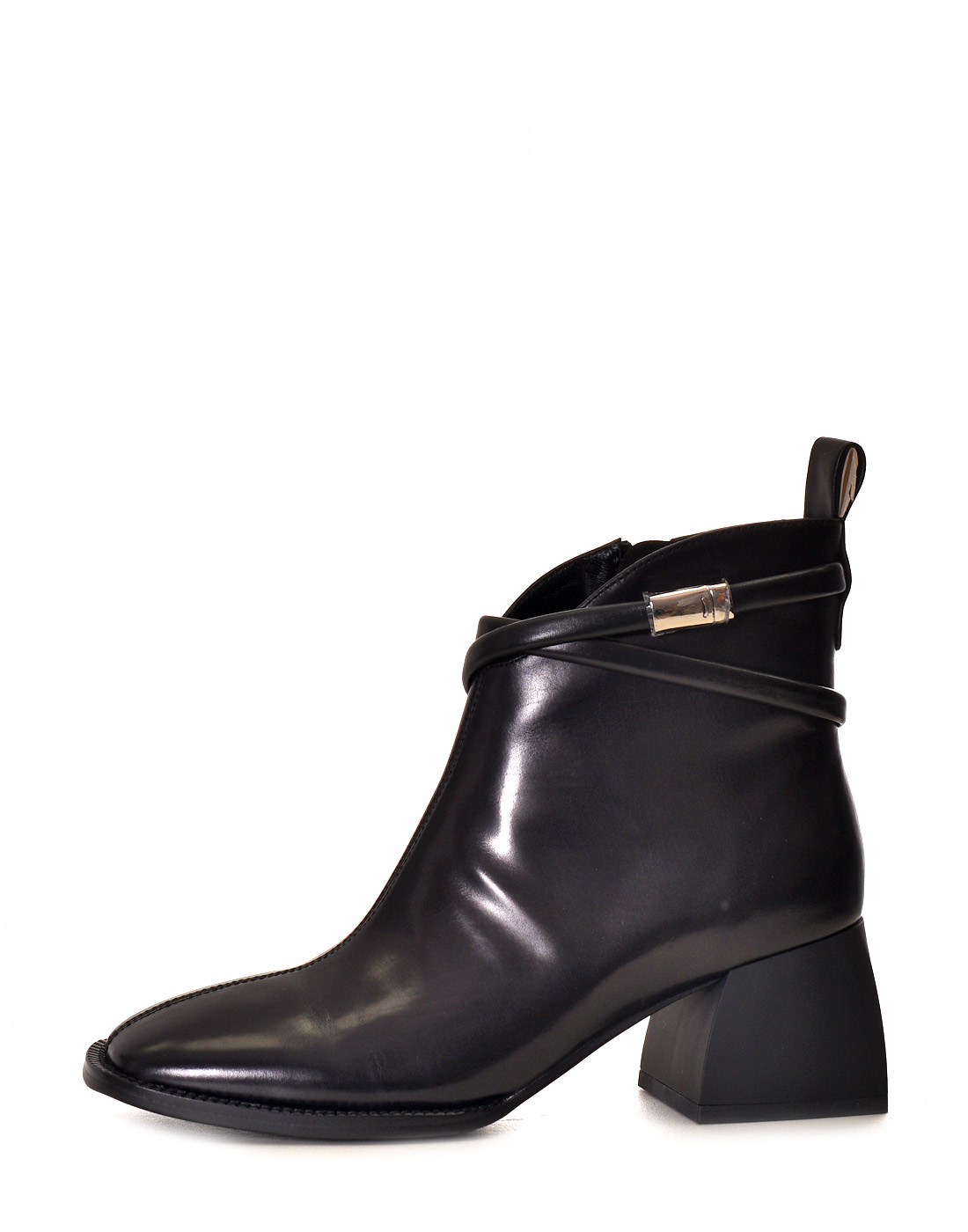 

Ботильоны женские Graciana GL513-370-1 черные 39 RU, Черный, GL513-370-1